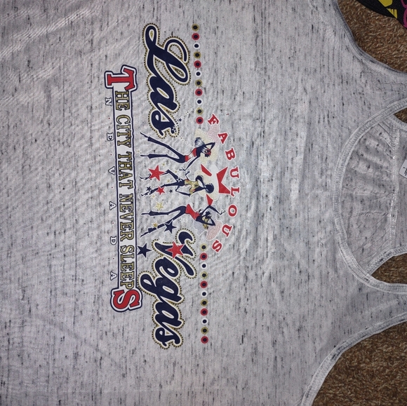 Large utility tote and tank top - Picture 5 of 7